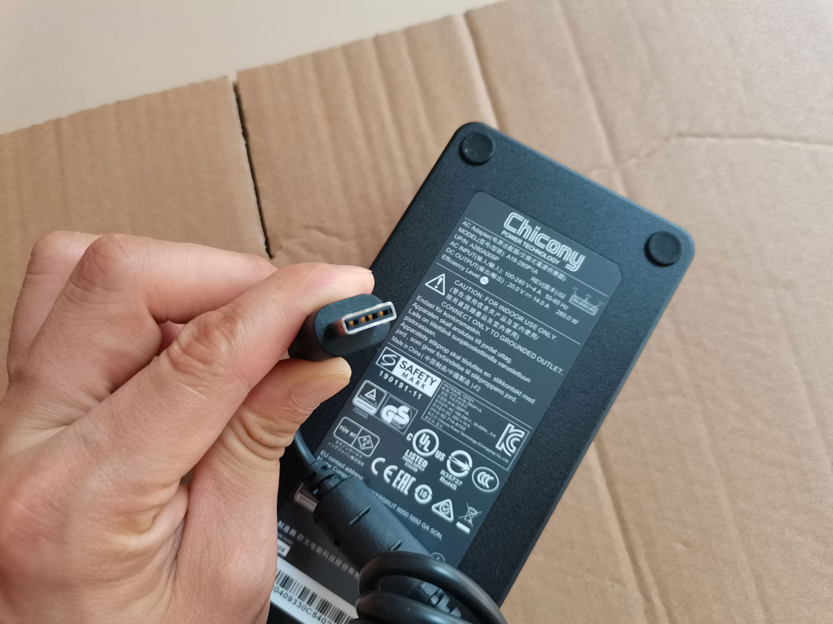 Novo adaptador ac oem chicony  - Pc Gaming Xịn avaliação e preço